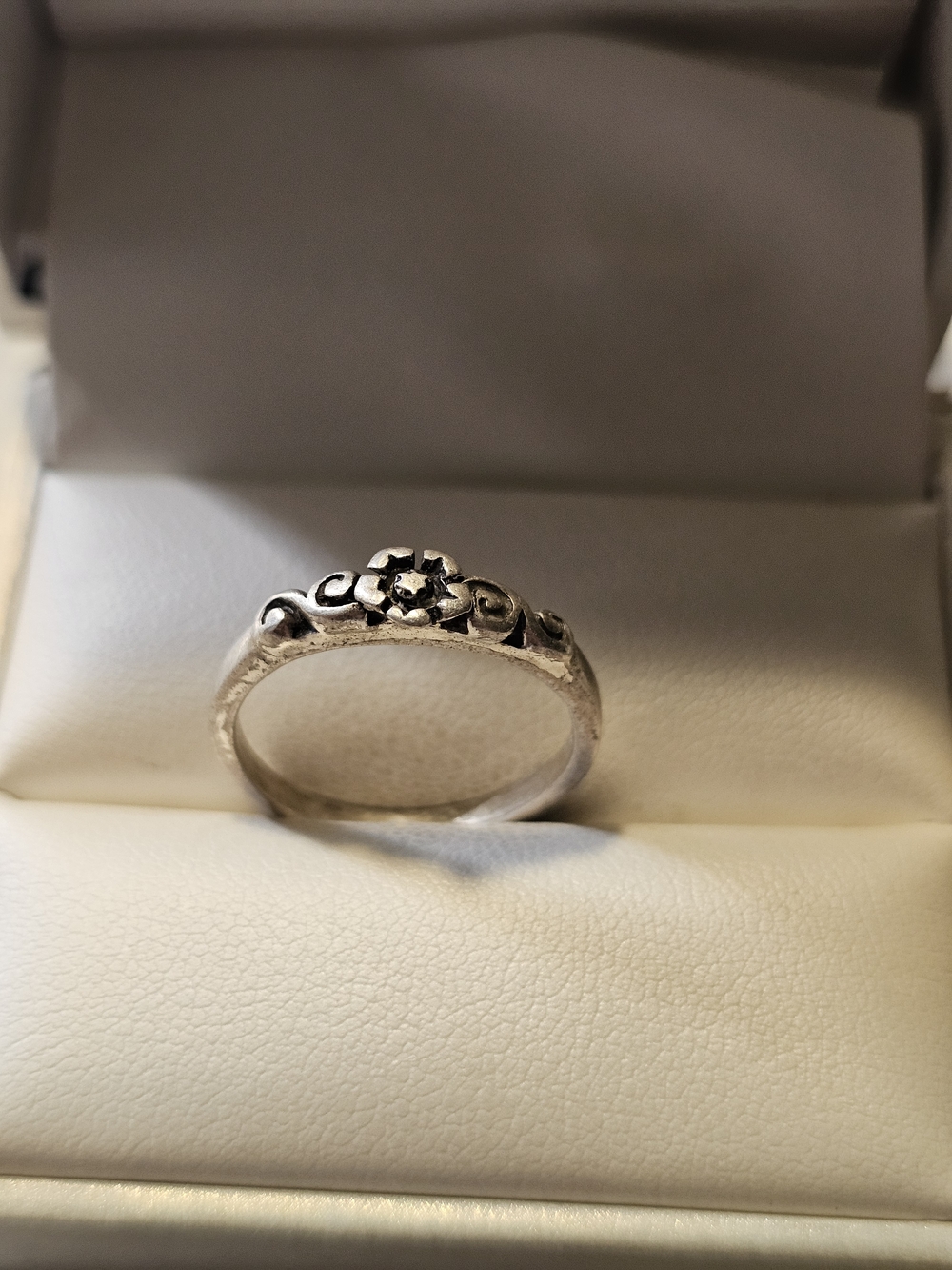 Sterling Silver 925 Floral Band Ring Size 7